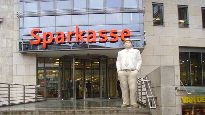 sparkasse-50118_640